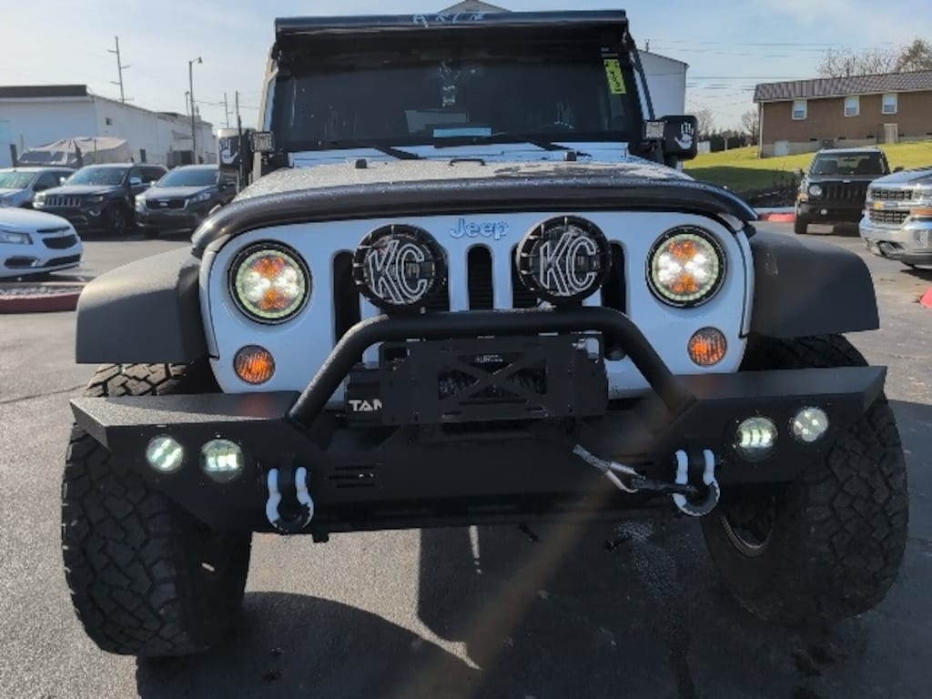 Used 2014 Jeep Wrangler Unlimited Sahara SUV