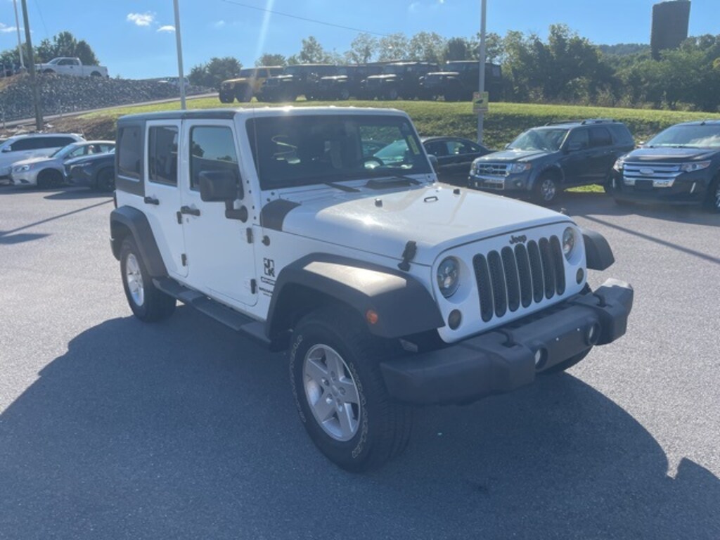 Used 2016 Jeep Wrangler Unlimited Sport SUV