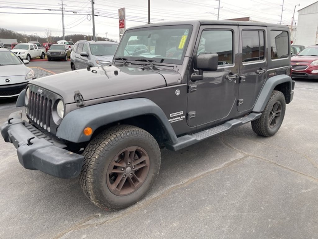 Used 2014 Jeep Wrangler Unlimited Sport SUV