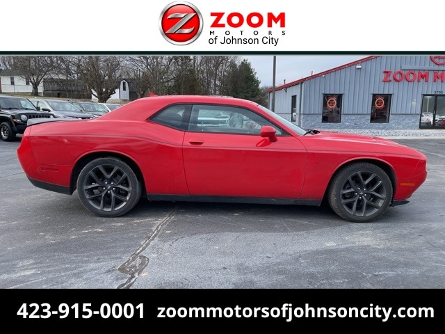 2021 Dodge Challenger SXT's photo