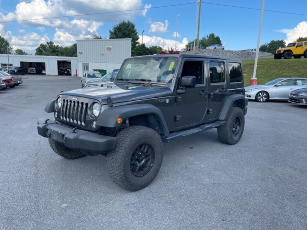 Used 2017 Jeep Wrangler Unlimited Sport SUV