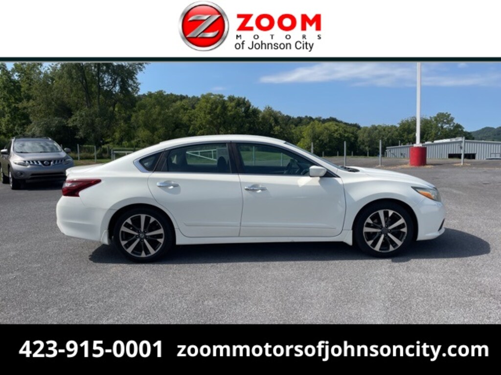Used 2017 Nissan Altima 2.5 SR Sedan