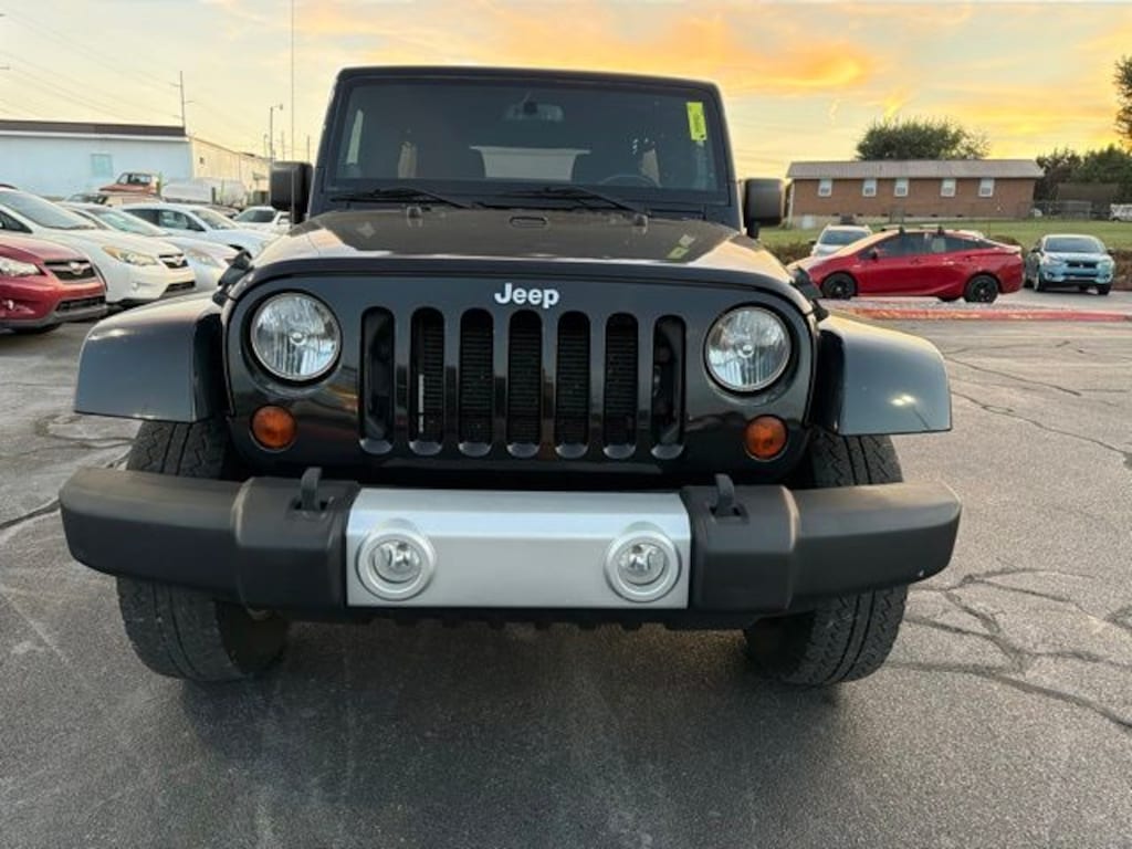 Used 2013 Jeep Wrangler Unlimited Sahara SUV