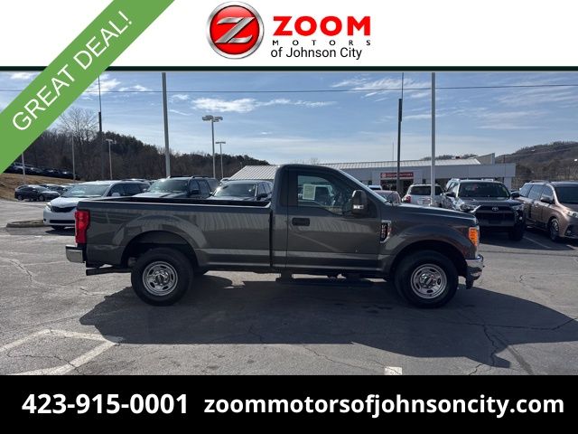 2017 Ford F-250 XL Regular Cab 8' Box's photo