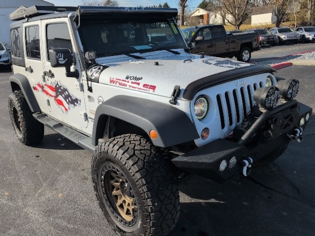 Used 2014 Jeep Wrangler Unlimited Sahara SUV