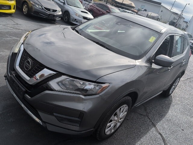 2019 Nissan Rogue S photo 4