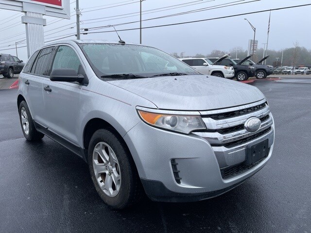 2012 Ford Edge SE photo 2