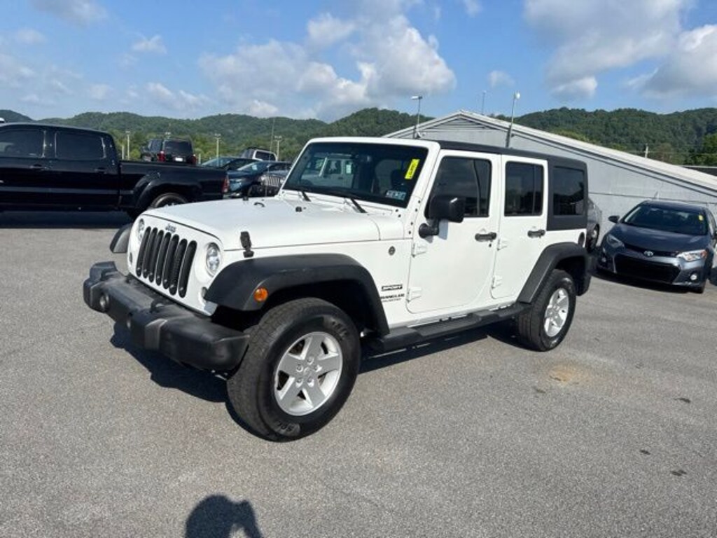 Used 2017 Jeep Wrangler Unlimited Sport SUV