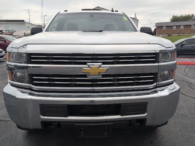 2016 Chevrolet Silverado 2500HD Work Truck photo 3