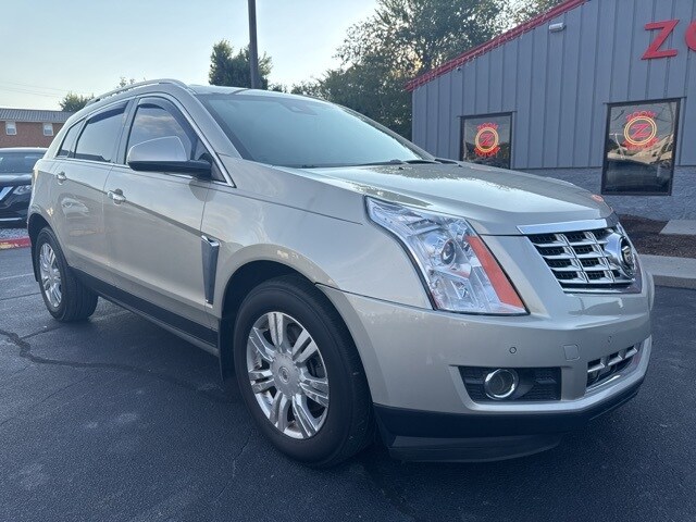 2013 Cadillac SRX Luxury photo 2