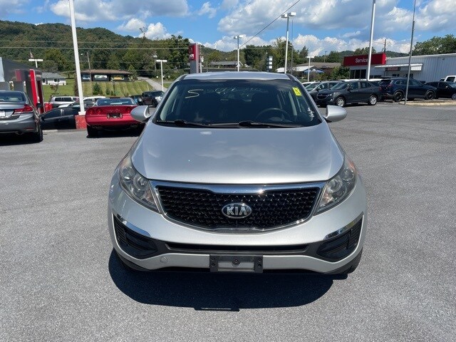2016 Kia Sportage LX photo 2