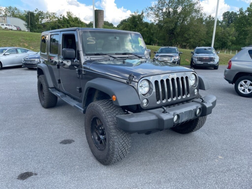 Used 2017 Jeep Wrangler Unlimited Sport SUV