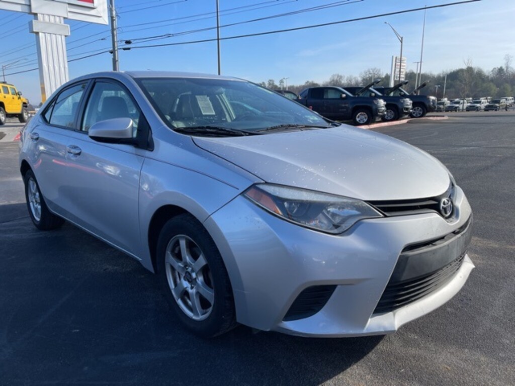 Used 2014 Toyota Corolla LE Sedan