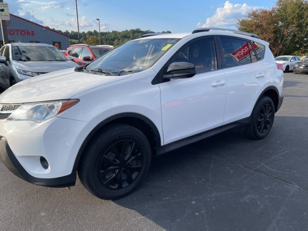 Used 2014 Toyota RAV4 LE SUV