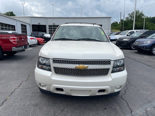 2013 Chevrolet Tahoe LTZ photo 3