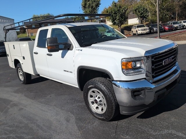 2017 Gmc Sierra Base photo 2