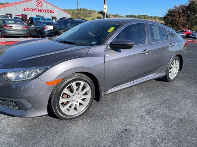 2017 Honda Civic LX photo 4