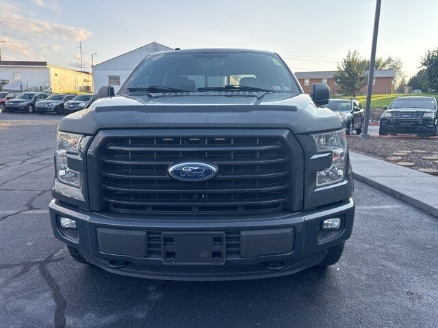 2016 Ford F-150 XLT photo 3