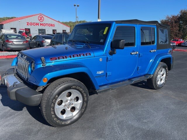 2015 Jeep Wrangler Unlimited Sahara photo 4