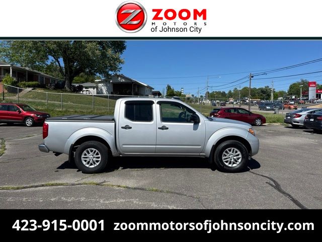 2016 Nissan Frontier 4.0 SV Crew Cab 4X4 AT SWB's photo