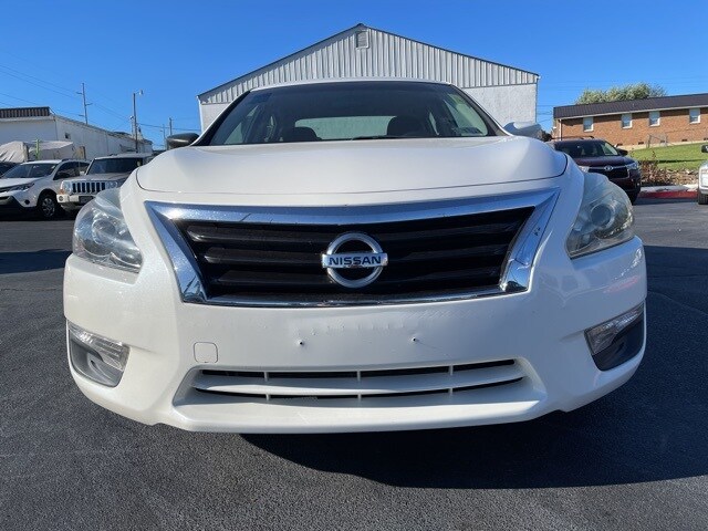 2015 Nissan Altima 2.5 S photo 3