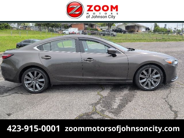 2018 Mazda EZ-6 Touring Auto's photo