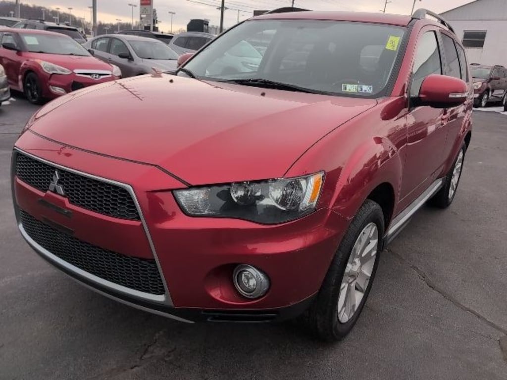 Used 2012 Mitsubishi Outlander SE SUV