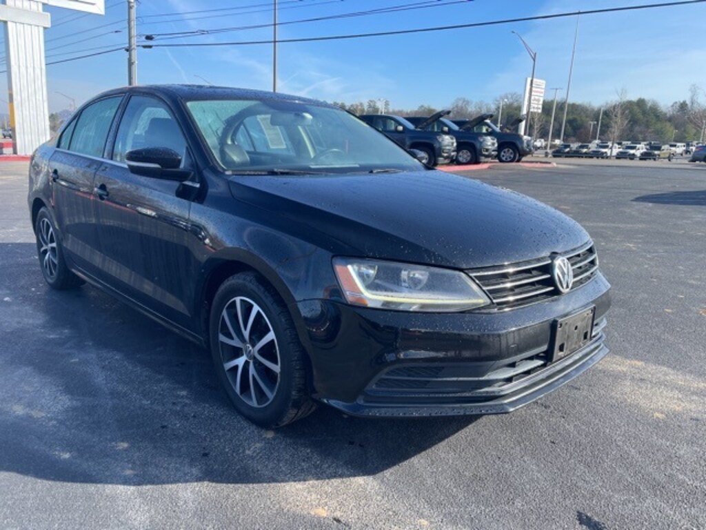 Used 2017 Volkswagen Jetta 1.4T SE Sedan