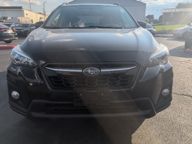 2018 Subaru Crosstrek 2.0i Premium photo 2