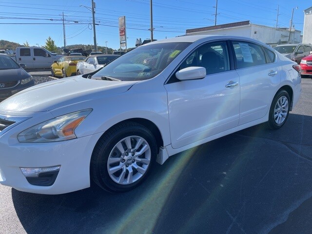2015 Nissan Altima 2.5 S photo 4