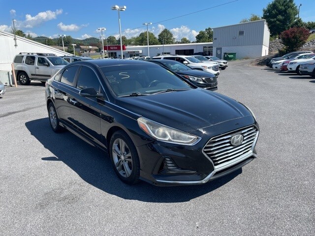 2018 Hyundai Sonata SEL photo 2