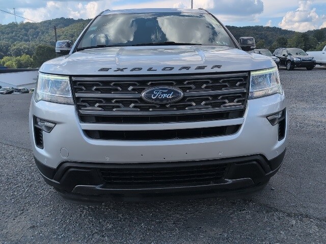 2018 Ford Explorer XLT photo 3