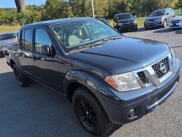 2019 Nissan Frontier SV photo 2