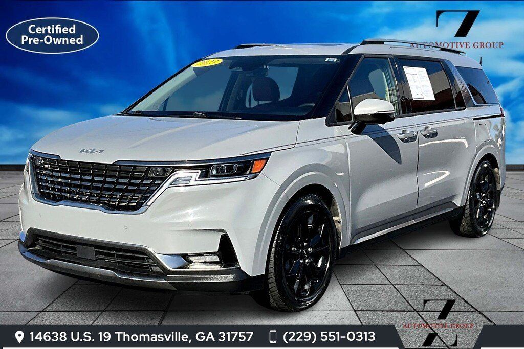 2023 Kia Carnival SX Prestige's photo