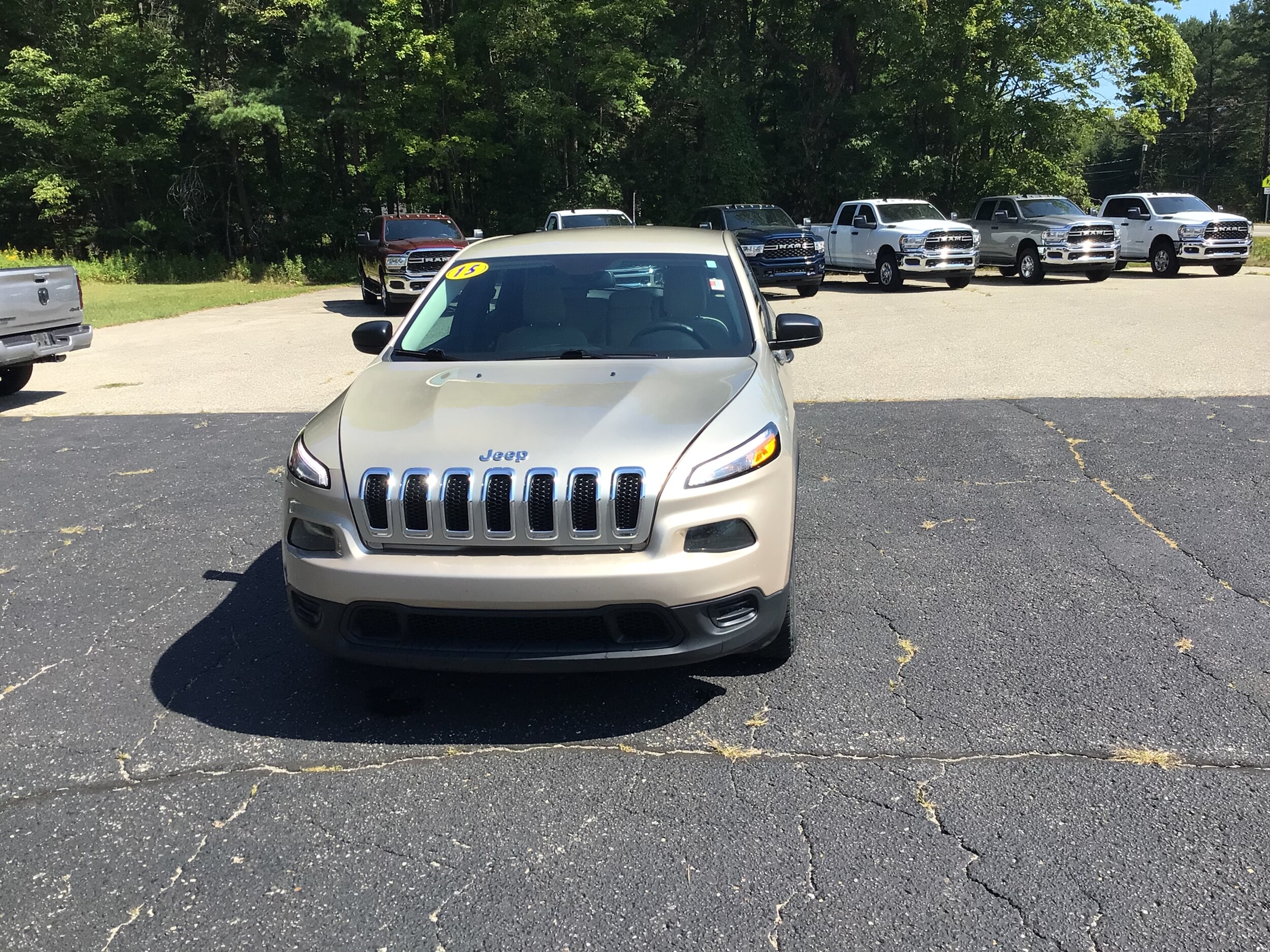 Used 2015 Jeep Cherokee Sport with VIN 1C4PJLAB0FW782657 for sale in Tawas City, MI