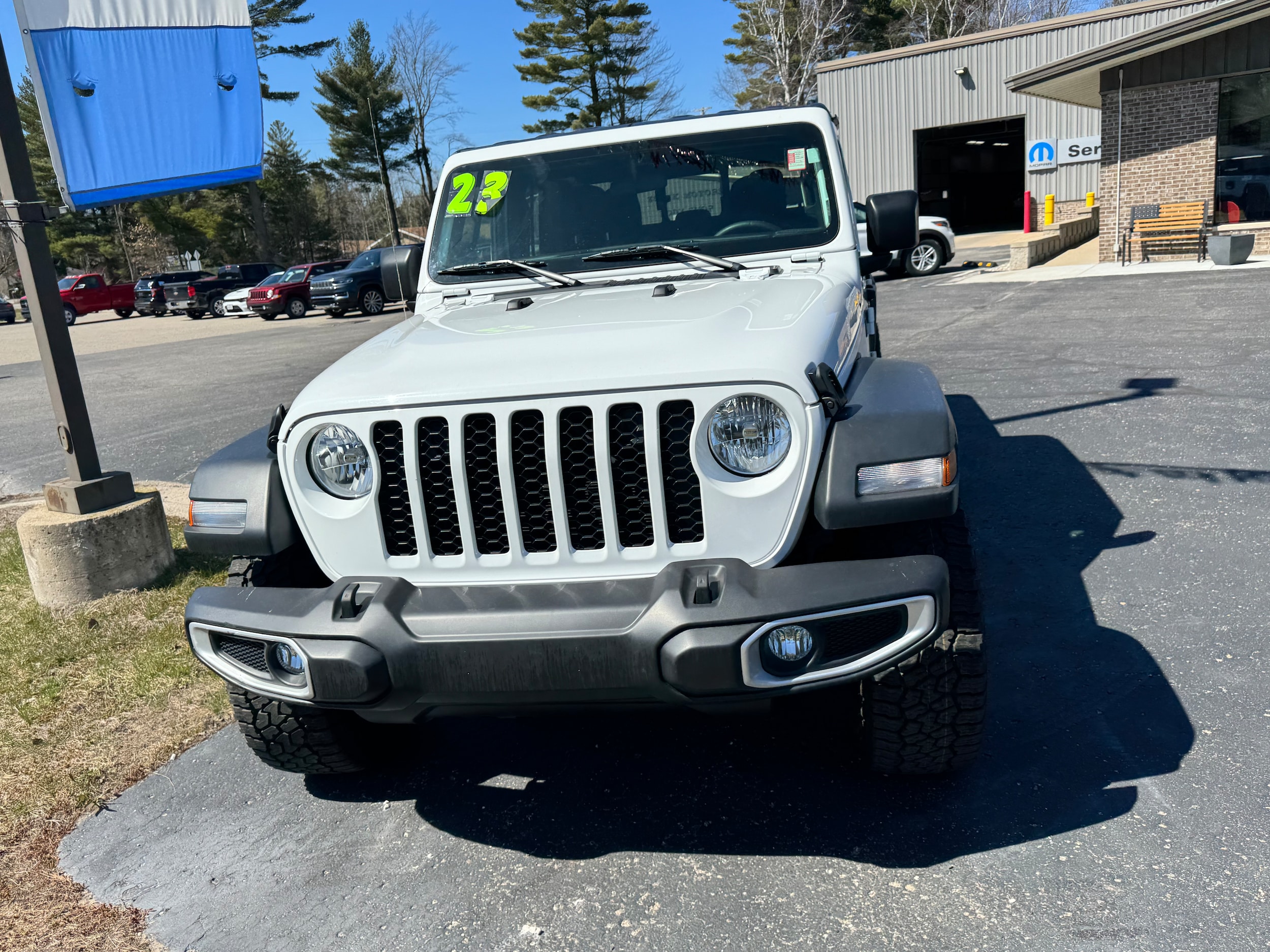 Used 2023 Jeep Gladiator Sport S with VIN 1C6HJTAG5PL523866 for sale in Tawas City, MI
