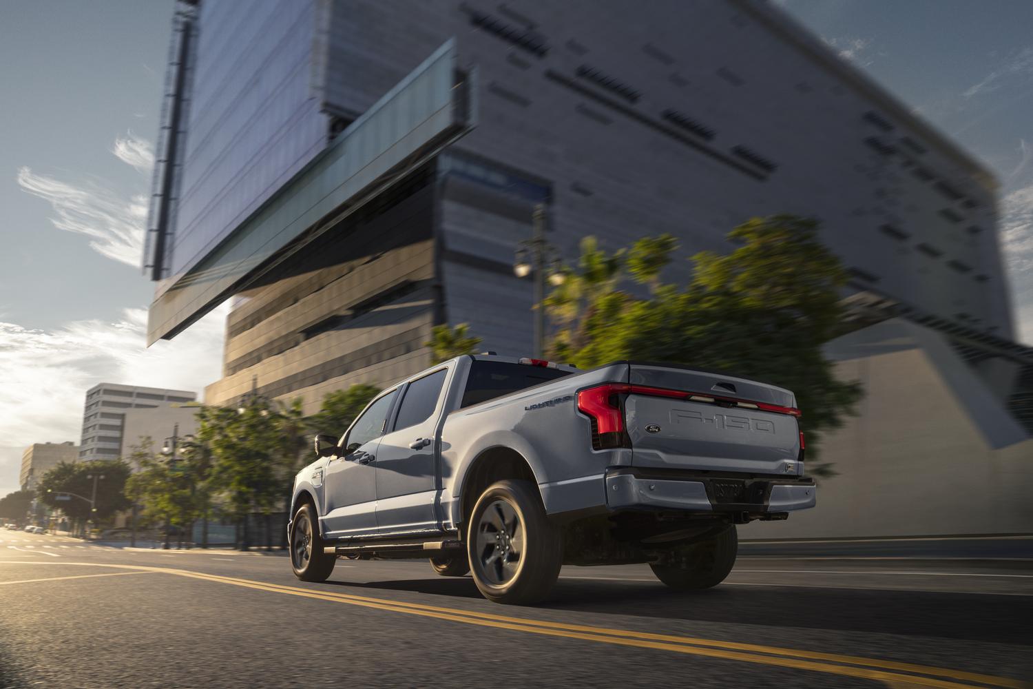 2023 Ford F150 Lightning Zumbrota Ford