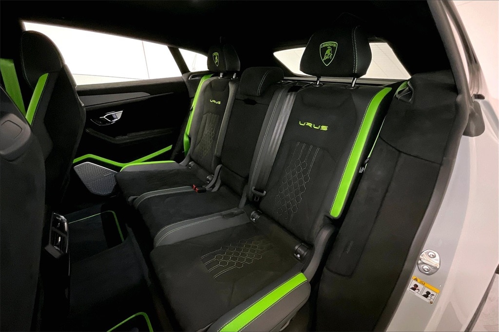 used 2024 Lamborghini Urus car, priced at $320,990