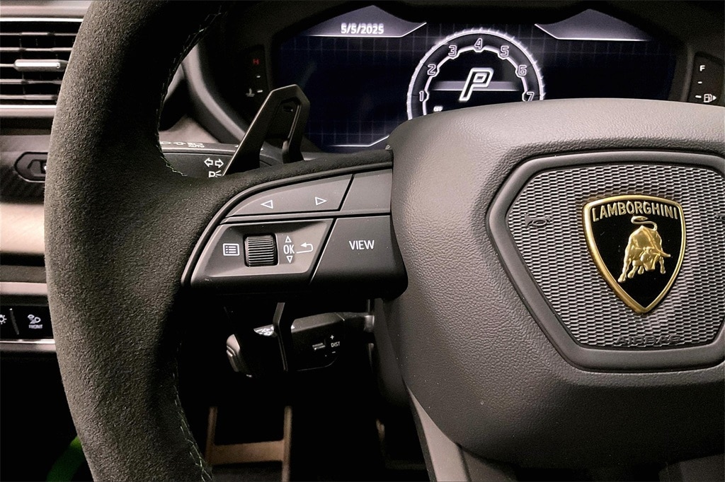 used 2024 Lamborghini Urus car, priced at $320,990