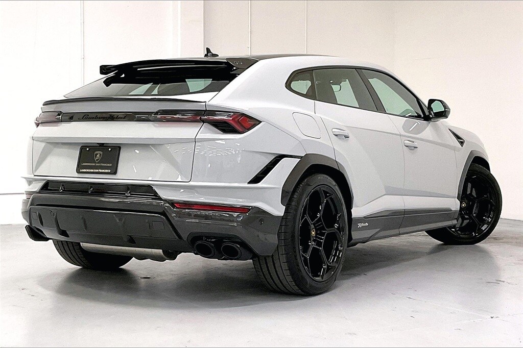 used 2024 Lamborghini Urus car, priced at $320,990