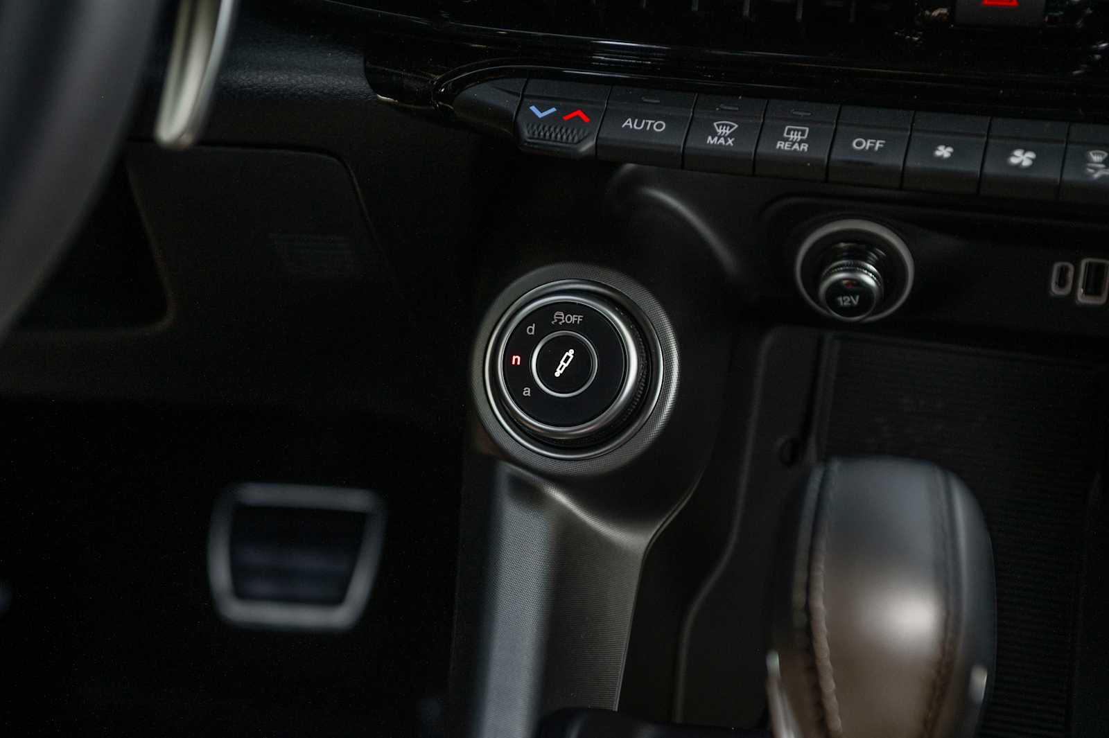 new 2024 Alfa Romeo Tonale car, priced at $44,835