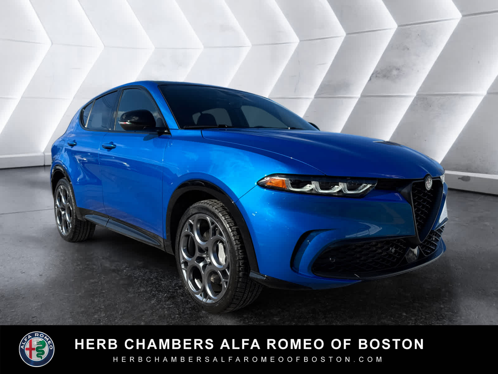 new 2025 Alfa Romeo Tonale Hybrid car, priced at $54,125
