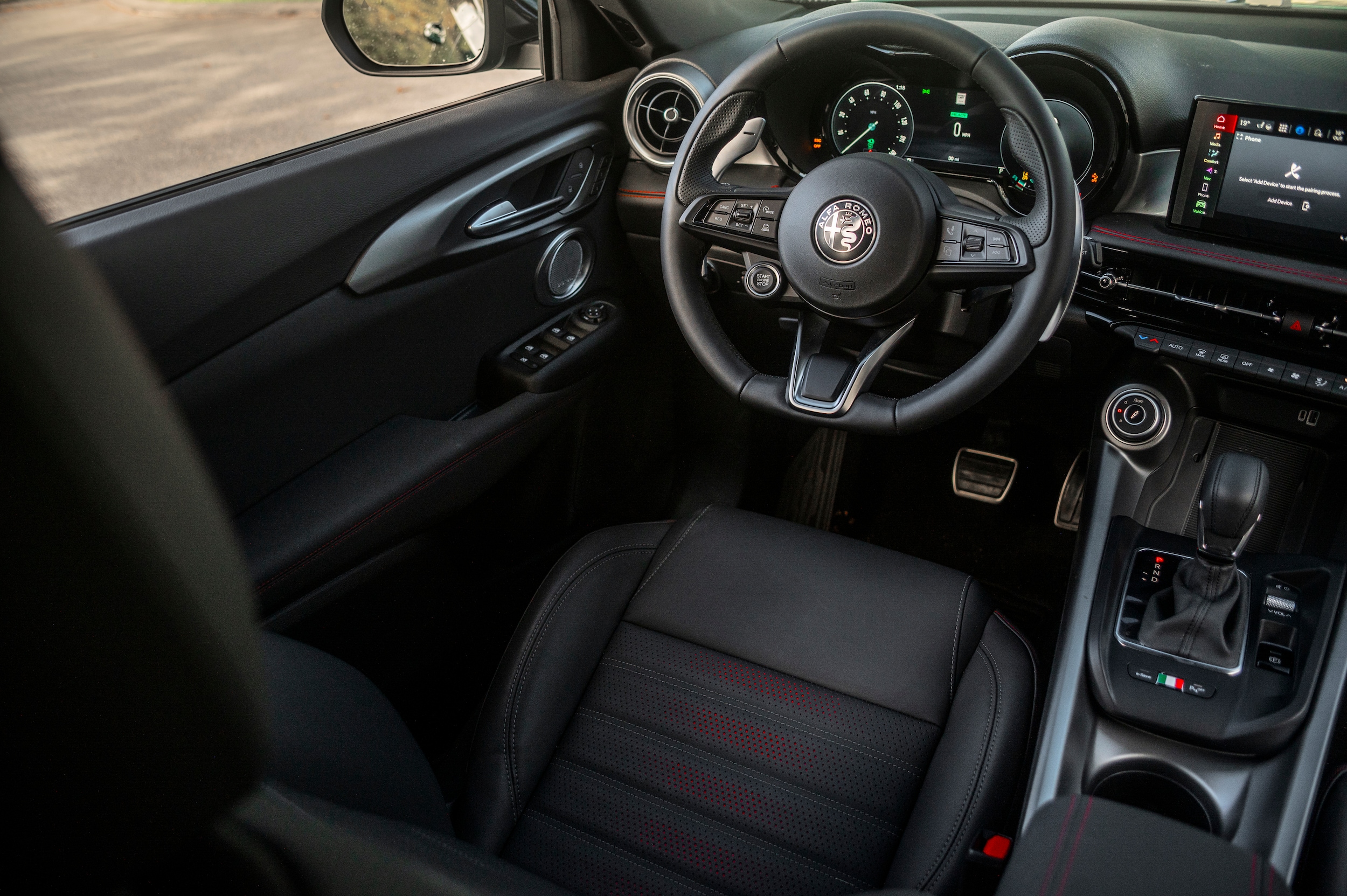 new 2025 Alfa Romeo Tonale car, priced at $57,630