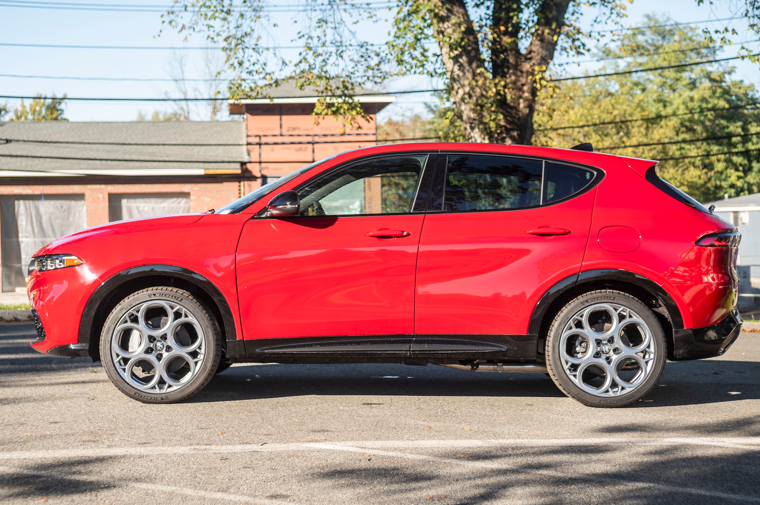 new 2025 Alfa Romeo Tonale Hybrid car, priced at $54,125