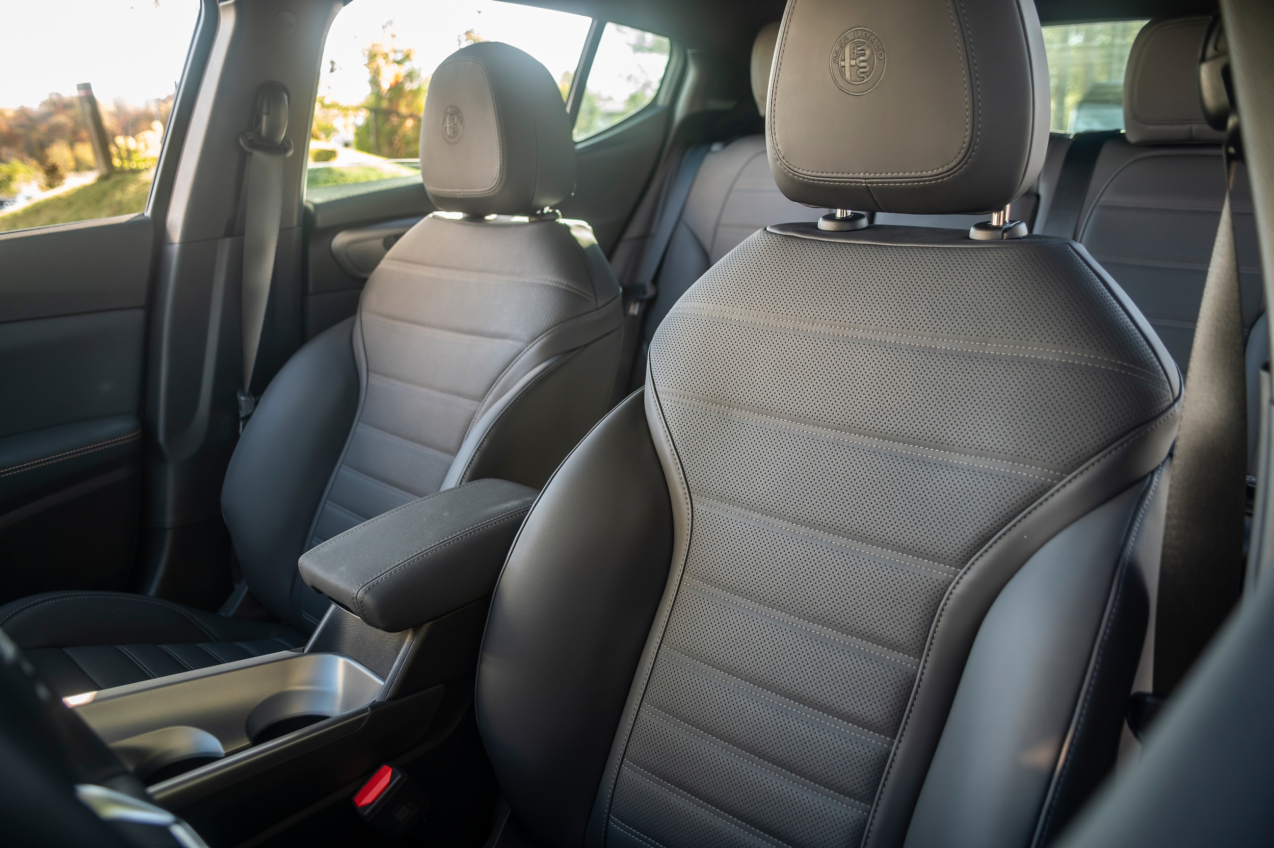 new 2025 Alfa Romeo Tonale Hybrid car, priced at $54,125