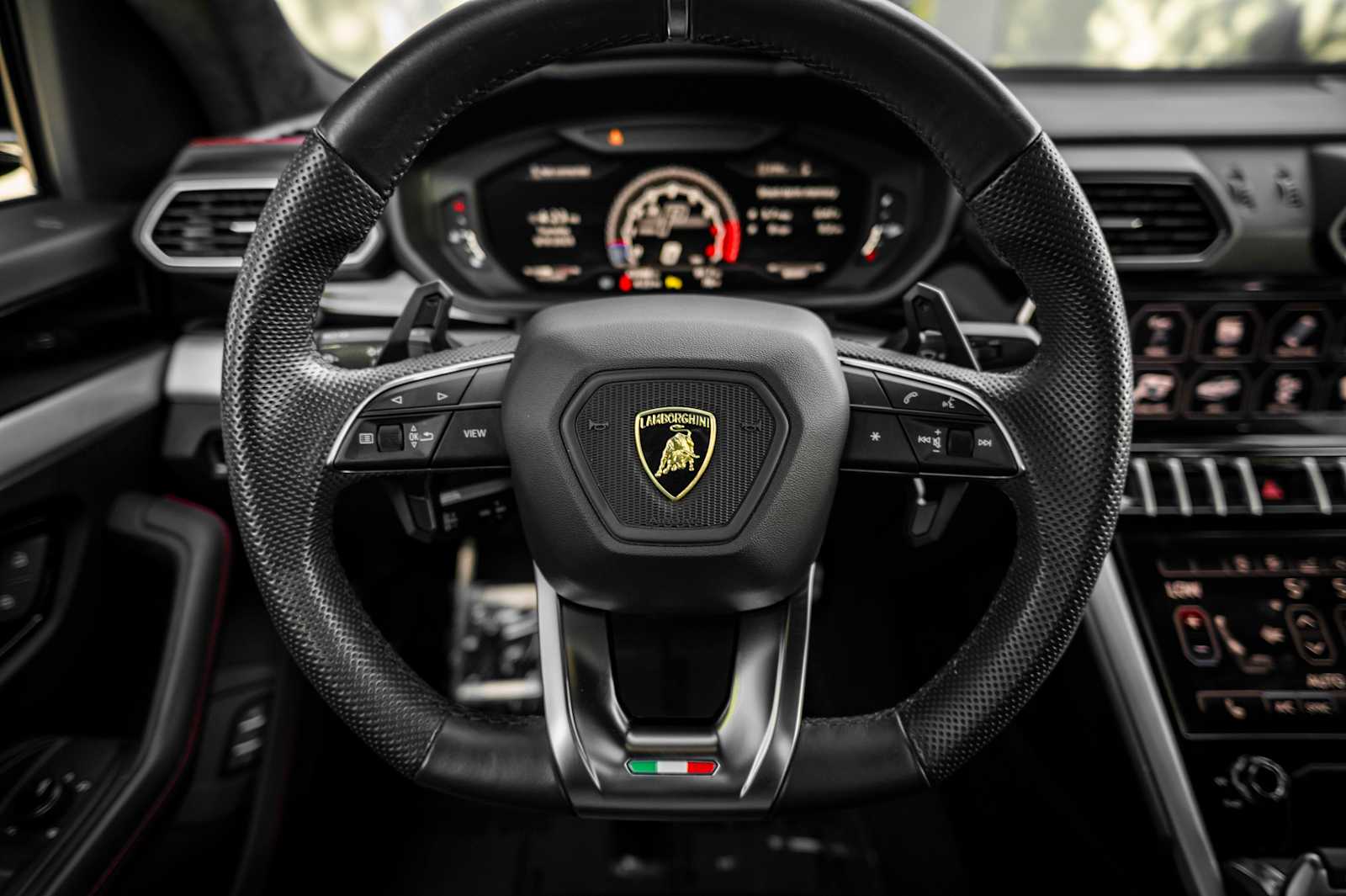 used 2020 Lamborghini Urus car, priced at $189,497