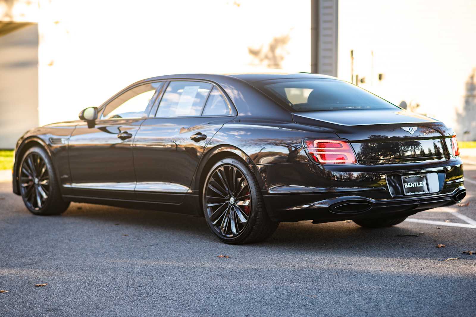 used 2023 Bentley Flying Spur car