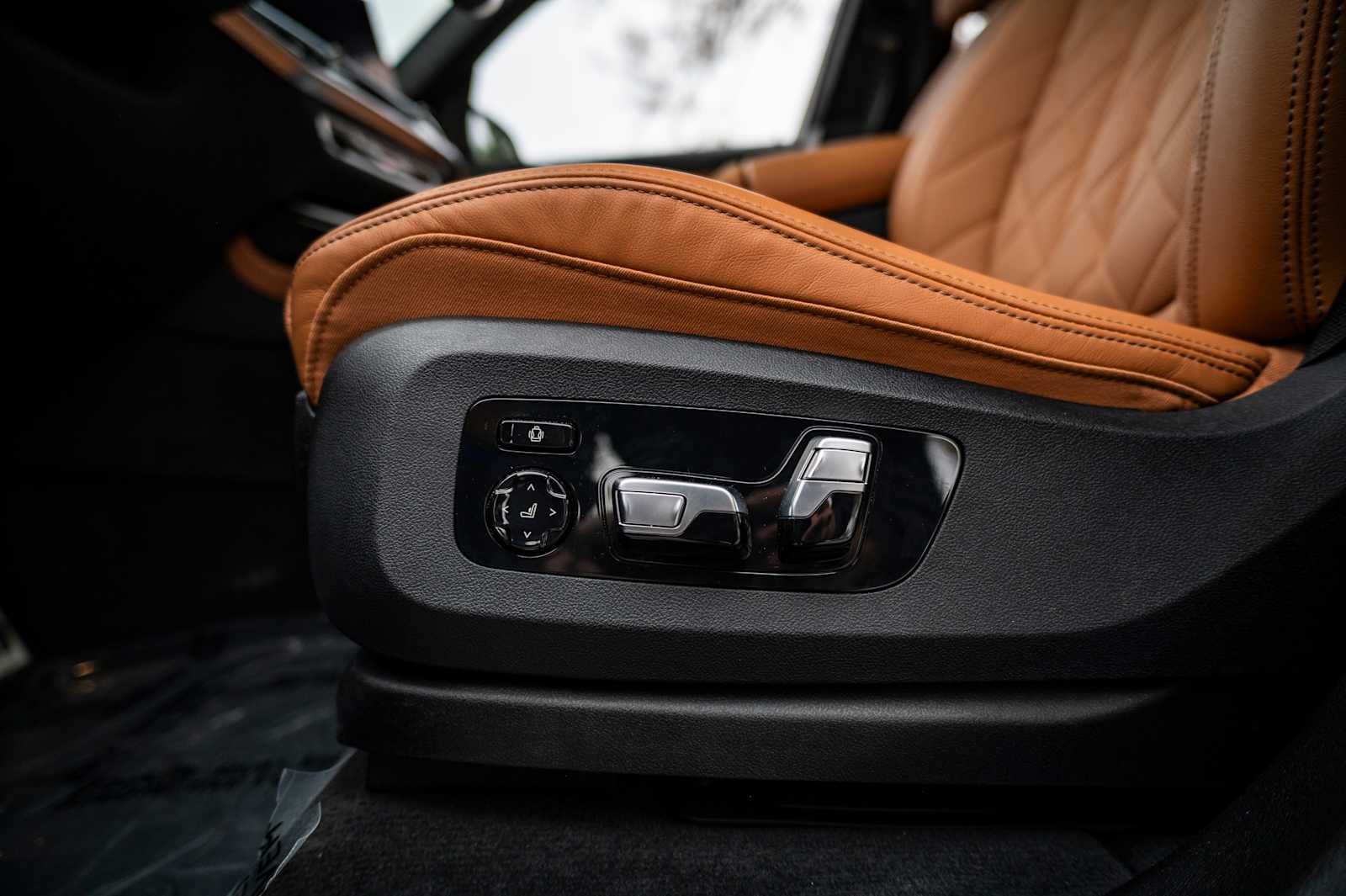 used 2023 BMW X7 car, priced at $67,997