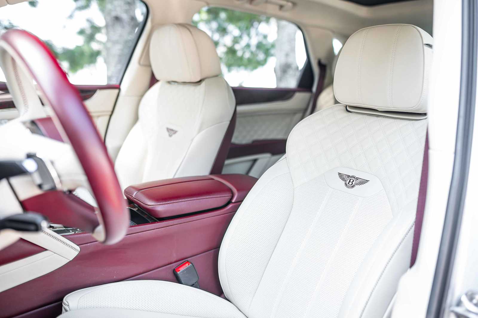 used 2022 Bentley Bentayga car