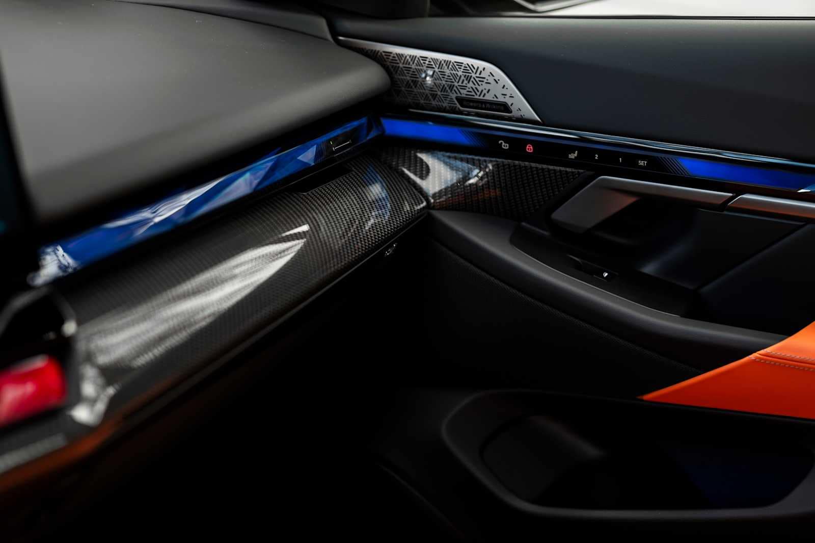 used 2025 BMW M5 car, priced at $118,997